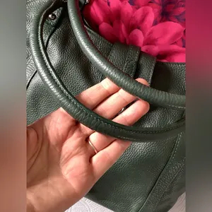 Genuine leather bag- beautiful modern color! 💚💚💚 thumbnail 15