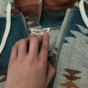 Aztec sweatshirt Size M thumbnail 2