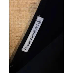 Abercrombie & Fitch Black V-Neck Midi Dress Large Tulip Hem Sleeveless Cocktail thumbnail 4