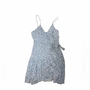 Altar’d State Blue Floral Wrap Dress Size M Spaghetti Strap Ruffle Hem thumbnail 2