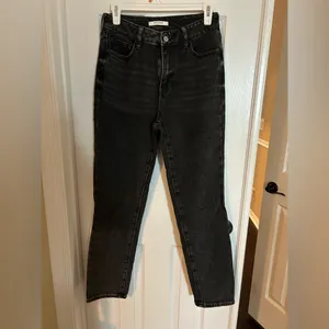 PacSun Women’s Mom Black Denim Jeans 25 thumbnail 4
