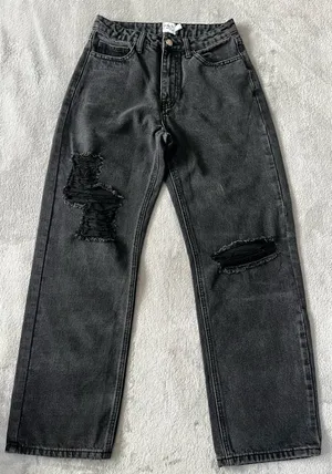 Princess Polly Ripped Black Jeans thumbnail 1