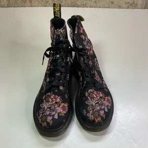 Dr. Martens Floral Canvas‎ Beckett Lace Up Boots Size 6 thumbnail 2