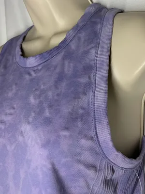 OLD NAVY Lavender Purple Tie Dye Active Crop Tank Top XL Fluid Seamless Fit NEW thumbnail 3