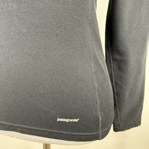 Patagonia Women's Black Half Zip Baselayer Shirt Size Small thumbnail 3