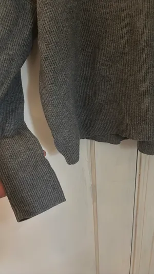 Target V-Neck Sweater Grey Ribbed thumbnail 4