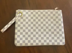 Clutches / Wristlets thumbnail 1
