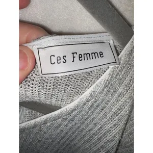 Ces Femme Grey Ribbed Knit V-Neck Sweater Bell Sleeve Lattice Back Top‎ thumbnail 5