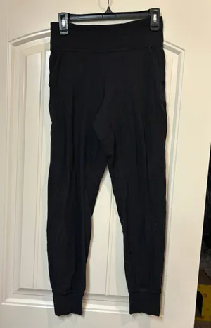 Lululemon align Black joggers thumbnail 1
