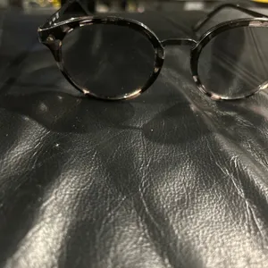 Guess Black Frame Glasses mirror lens thumbnail 4