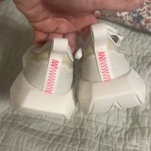 Nike Womens  Vista Lite white size 6 thumbnail 4