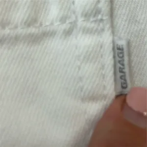 Garage Women's White Denim High-Rise Festival‎ Shorts Size 3 thumbnail 5