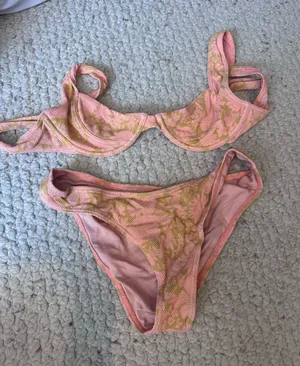 Billabong Bikini Set thumbnail 1