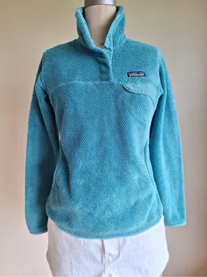 Patagonia Vintage Women's Turquoise Fleece Pullover Jacket thumbnail 1