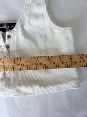 White fox Ribbed Henley Crop Tank Top size large snap closure thumbnail 6