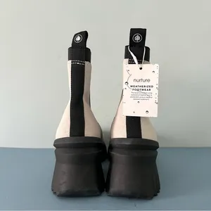 Nurture‎ Denali White Suede Water Resistant Lug Sole Platform Chelsea Boots thumbnail 6