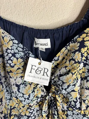 &merci Floral Midi Dress in Navy, Yellow, White thumbnail 3
