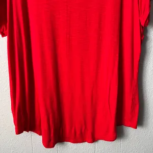 Old Navy Luxe Red T-Shirt Womens XXL Relaxed Stretch Casual Holiday Christmas thumbnail 7