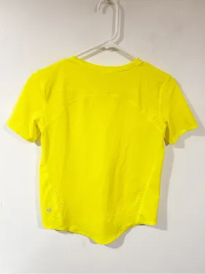 Lululemon High-Neck Running and Training T-Shirt Size 2 Yellow Serpentine thumbnail 4