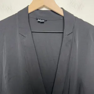 Theory Women 100% SILK Ilori Blouse Small Black Crepe de Chine Wrap Top Classic thumbnail 3