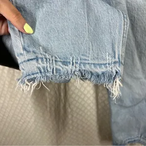 Abercrombie &‎ Fitch Light Wash Curve Love High Rise Mom Jeans thumbnail 3
