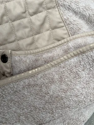 Abercrombie & Fitch Sherpa Quilted Pullover Jacket Beige Small thumbnail 5