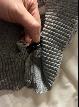 Zaful 8 Grey Knitted Cropped Tank Top thumbnail 4