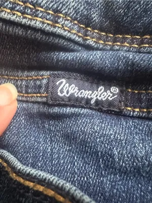Wrangler Women’s Boot Cut Jeans in Dark Blue Denim thumbnail 8