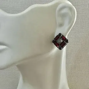White House Black Market Red Baguette Stud Earrings thumbnail 8