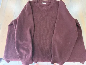 Maurice’s Maroon Sweater thumbnail 1