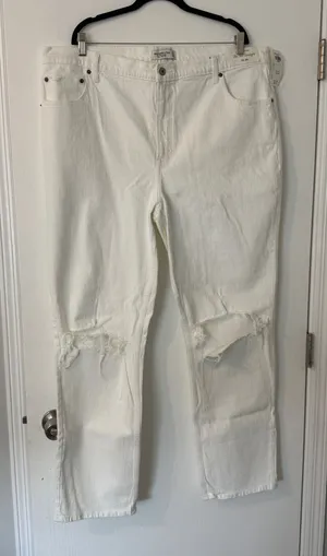 Abercrombie 90s Straight Ultra High-Rise Jeans thumbnail 1