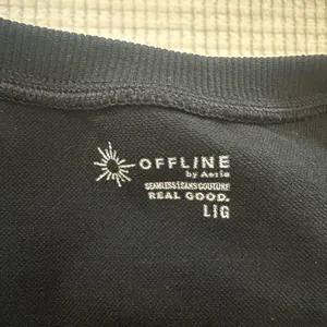 Offline by Aerie Black Cropped T-Shirt thumbnail 4