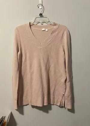 Sweater thumbnail 1