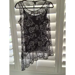 INC International Concepts Womens M Black White Floral Sheer Sleeveless Top thumbnail 3