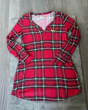 PINK - Victoria's Secret Pajama Shirt thumbnail 1