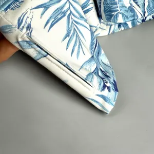 TOMMY BAHAMA Golf & Tennis Blue/White Tabu Jungle Print Zip Front Jacket Medium thumbnail 4