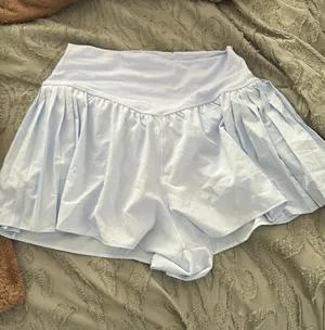 OFFLINE by Aerie Blue Ruffle Shorts Size L thumbnail 1