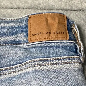 American Eagle Skinny Jeans Womens Sz 2 Light Wash Ripped Distressed EUC Stretch thumbnail 11