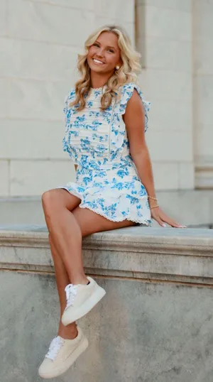 Pants store Two Piece Outfit thumbnail 3