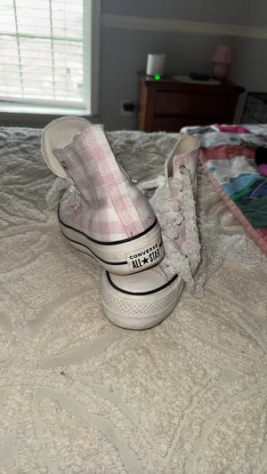 Pink Converse High-Top Platform thumbnail 2