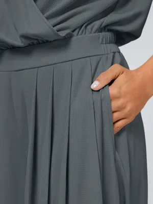NWOT Halara Grey V Neck Short Sleeve Wide Leg Flowy Waffle Casual Jumpsuit thumbnail 4