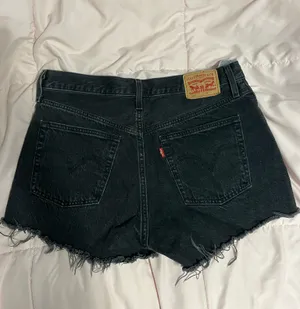 Levi’s 501 Shorts  thumbnail 2