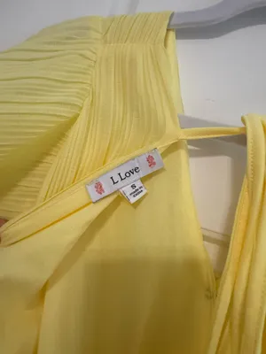 L LOVE Yellow Pleated Wrap Top Puff Sleeve Feminine Blouse Boutique Style thumbnail 3