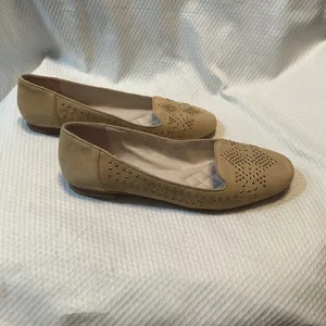 Vince Camuto Tan Studded Loafers thumbnail 3