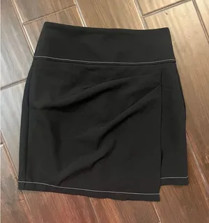 Zara basic black skirt XS‎ thumbnail 1