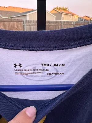 Under armour youth medium long sleeve shirt thumbnail 2