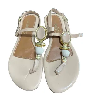 Isa Belly Beige T Strap Flat Wedge Sandals Women Size 7‎ Gold Accents Brazil thumbnail 1