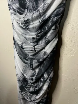 Silence + Noise‎ UO Arianna Mesh Off Shoulder Asymmetrical Cityscape Midi Dress thumbnail 5