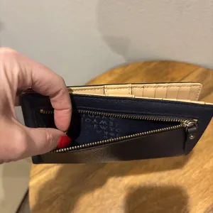 Kate Spade Staci‎ Large Slim Bifold Wallet Saffiano Leather Navy thumbnail 8