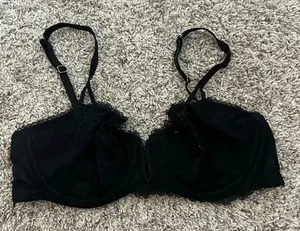 Black lace bra Size undefined thumbnail 1